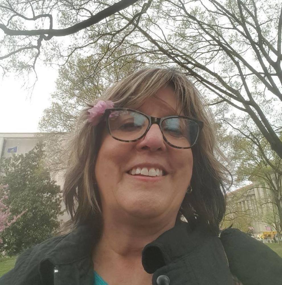 Meet your Posher, Deb